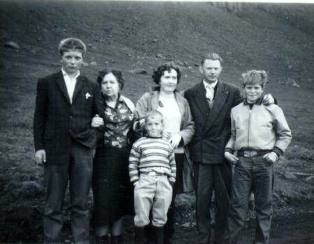 melum64.jpg (24562 bytes)