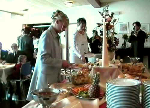 con6.jpg (36508 bytes)