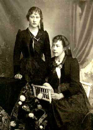 �str��ur Gu�brandsd�ttir and Sn�t