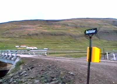 32.jpg (16914 bytes)