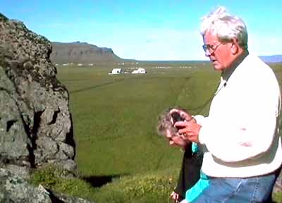 40.jpg (18465 bytes)