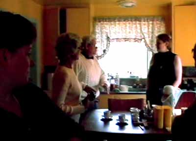 45.jpg (15531 bytes)