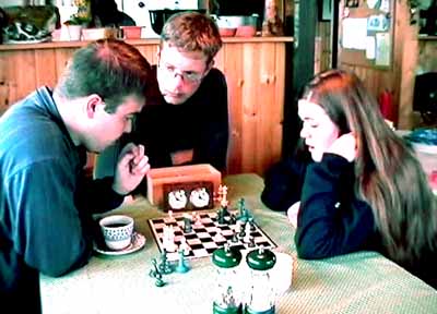 90.jpg (27574 bytes)