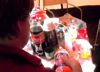 34.jpg (20976 bytes)